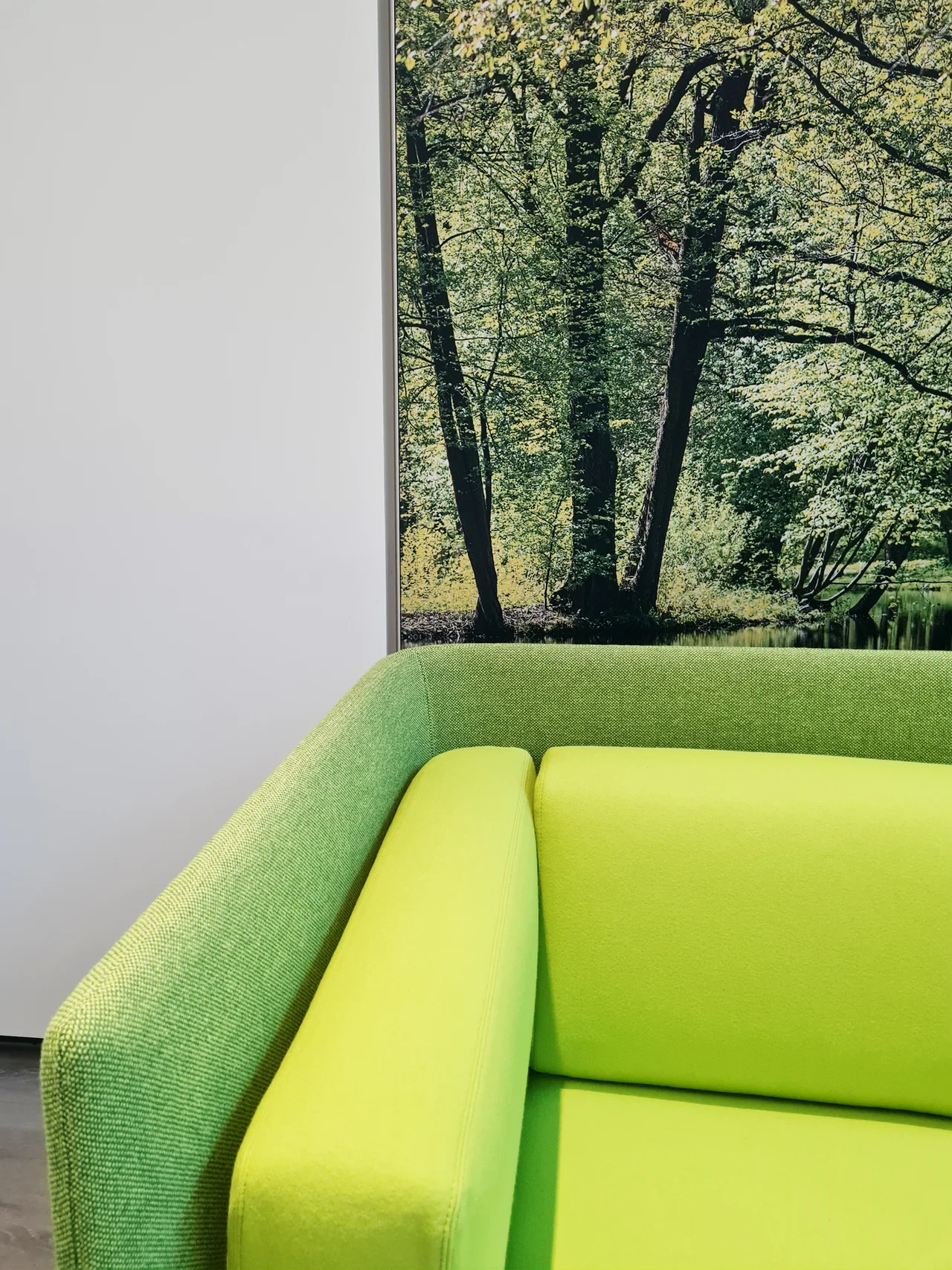 Teeküche in moderner Bürofläche